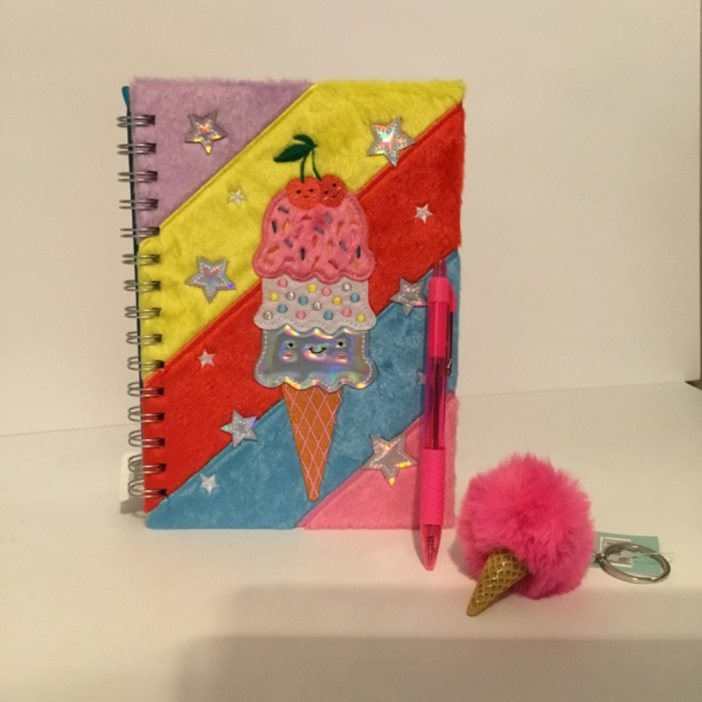 Pen + Gear Ice cream Journal /Pen and Keychain Set - Picture 3 of 4